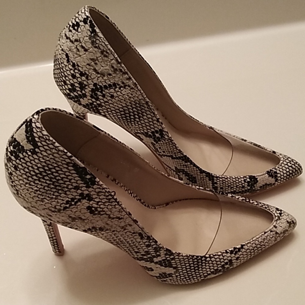 Fashion Nova Snake skin heels